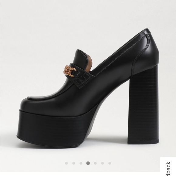 Like new. Worn around house. - Picture 3 of 9